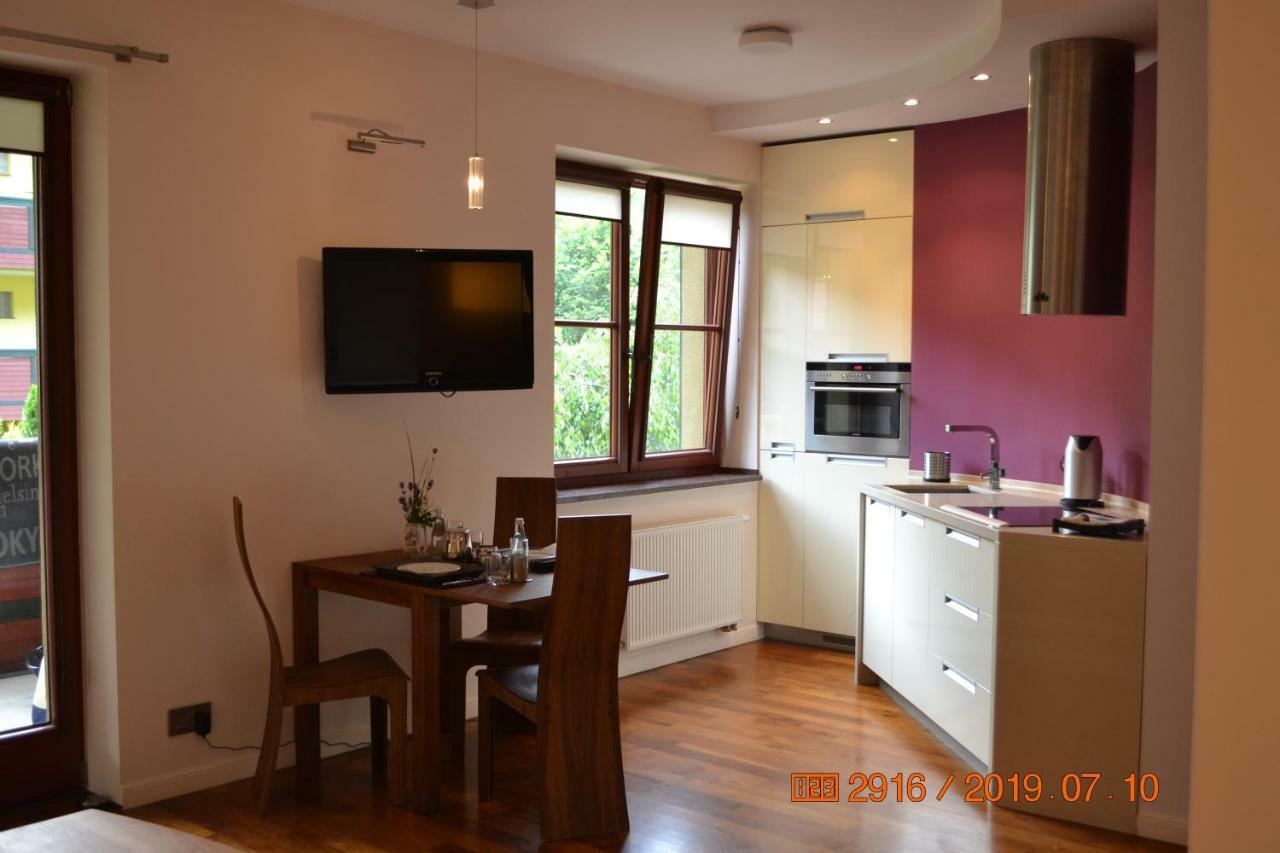 Apartament Parkowa Polana Z Ogrodem Διαμέρισμα Polanica-Zdrój Εξωτερικό φωτογραφία